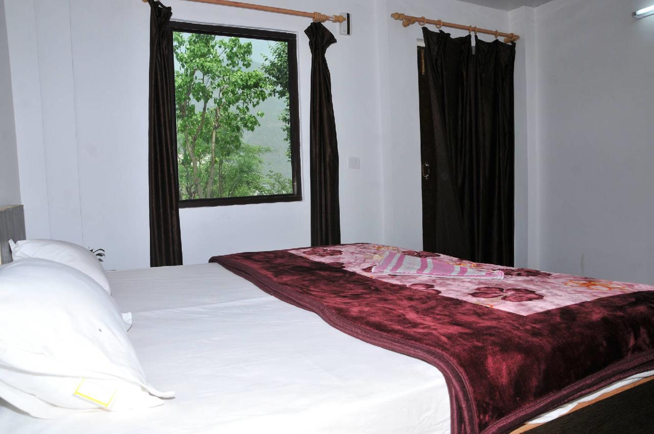 Raj Resort Rishikesh Tapovan Екстер'єр фото