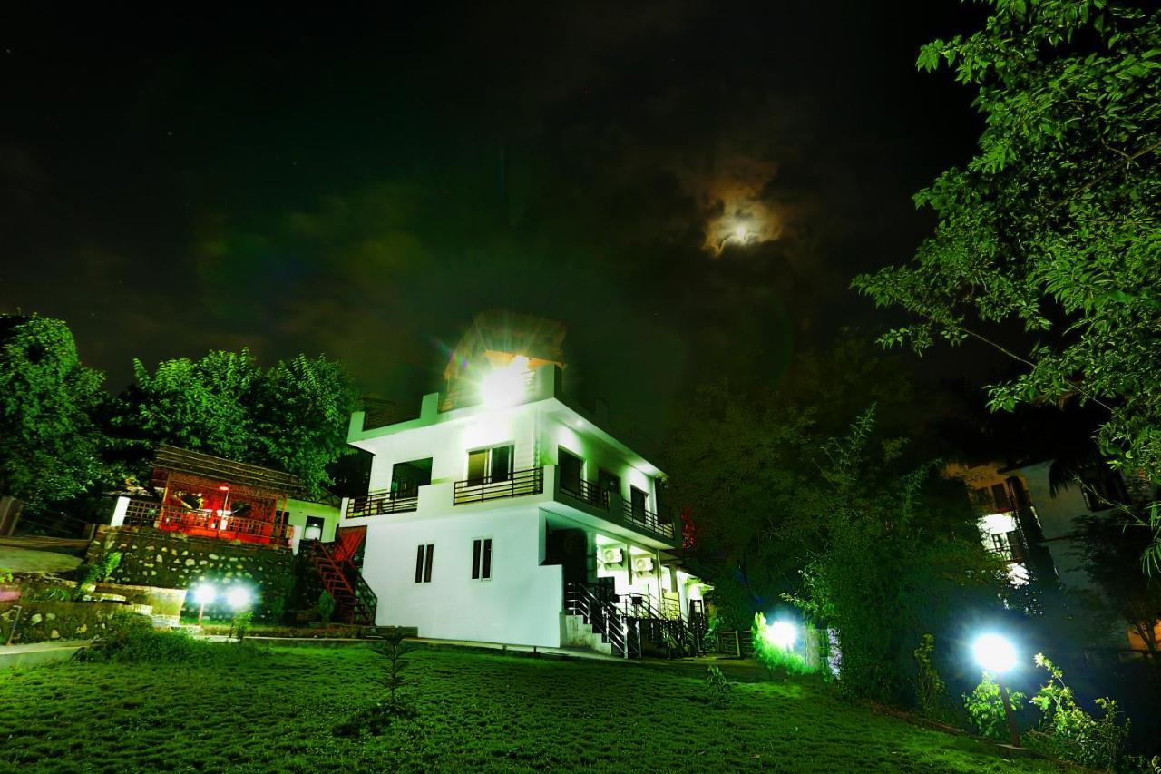 Raj Resort Rishikesh Tapovan Екстер'єр фото
