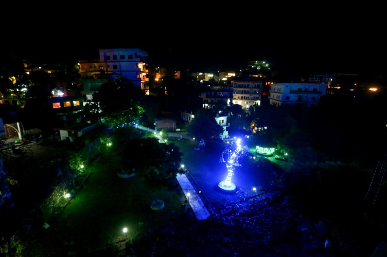 Raj Resort Rishikesh Tapovan Екстер'єр фото