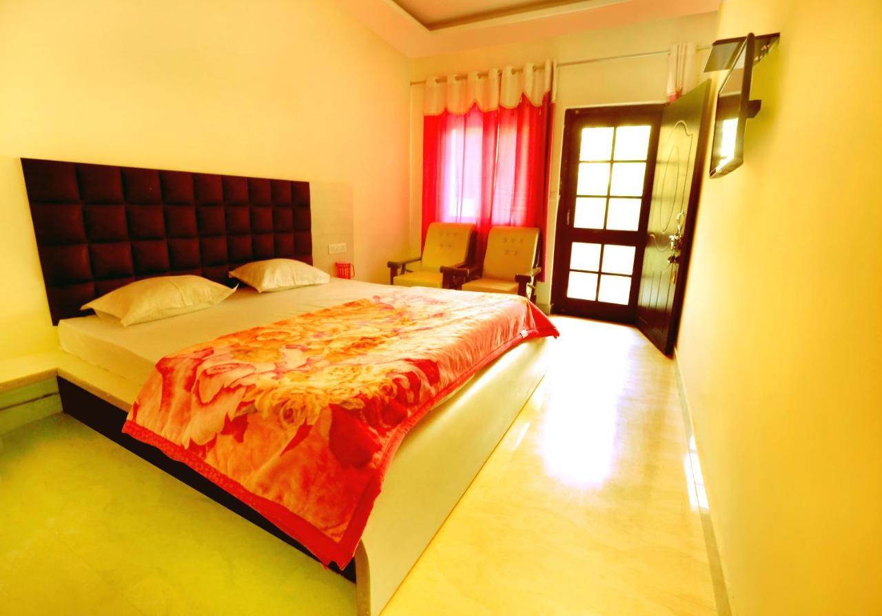 Raj Resort Rishikesh Tapovan Екстер'єр фото