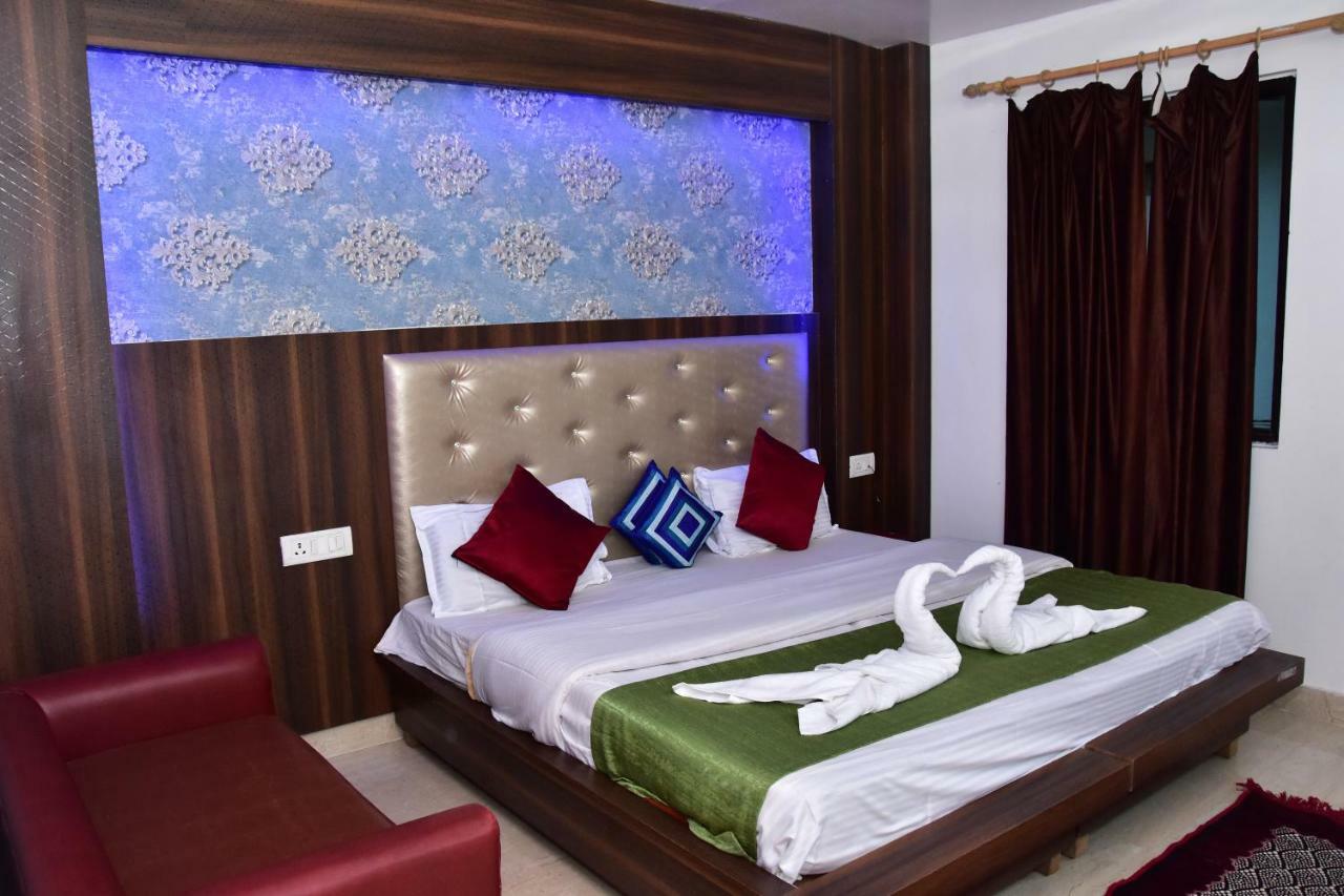 Raj Resort Rishikesh Tapovan Екстер'єр фото