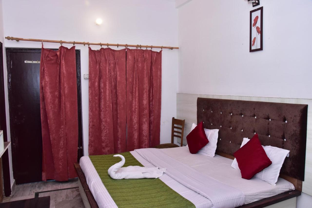 Raj Resort Rishikesh Tapovan Екстер'єр фото