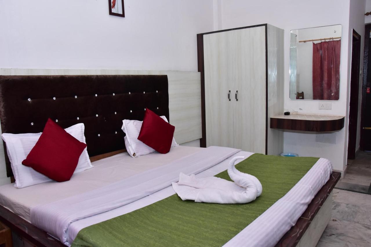 Raj Resort Rishikesh Tapovan Екстер'єр фото