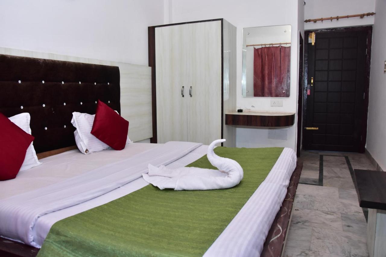 Raj Resort Rishikesh Tapovan Екстер'єр фото